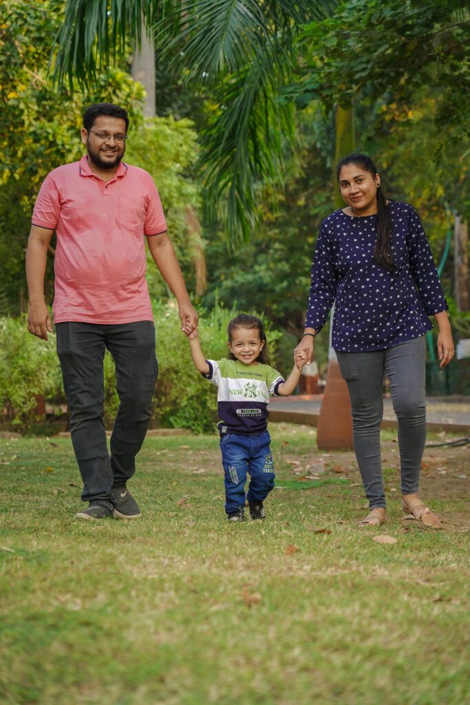 Childrens Photography 2025 6 Children Photography(Childhood Photography) Running with parents on grass