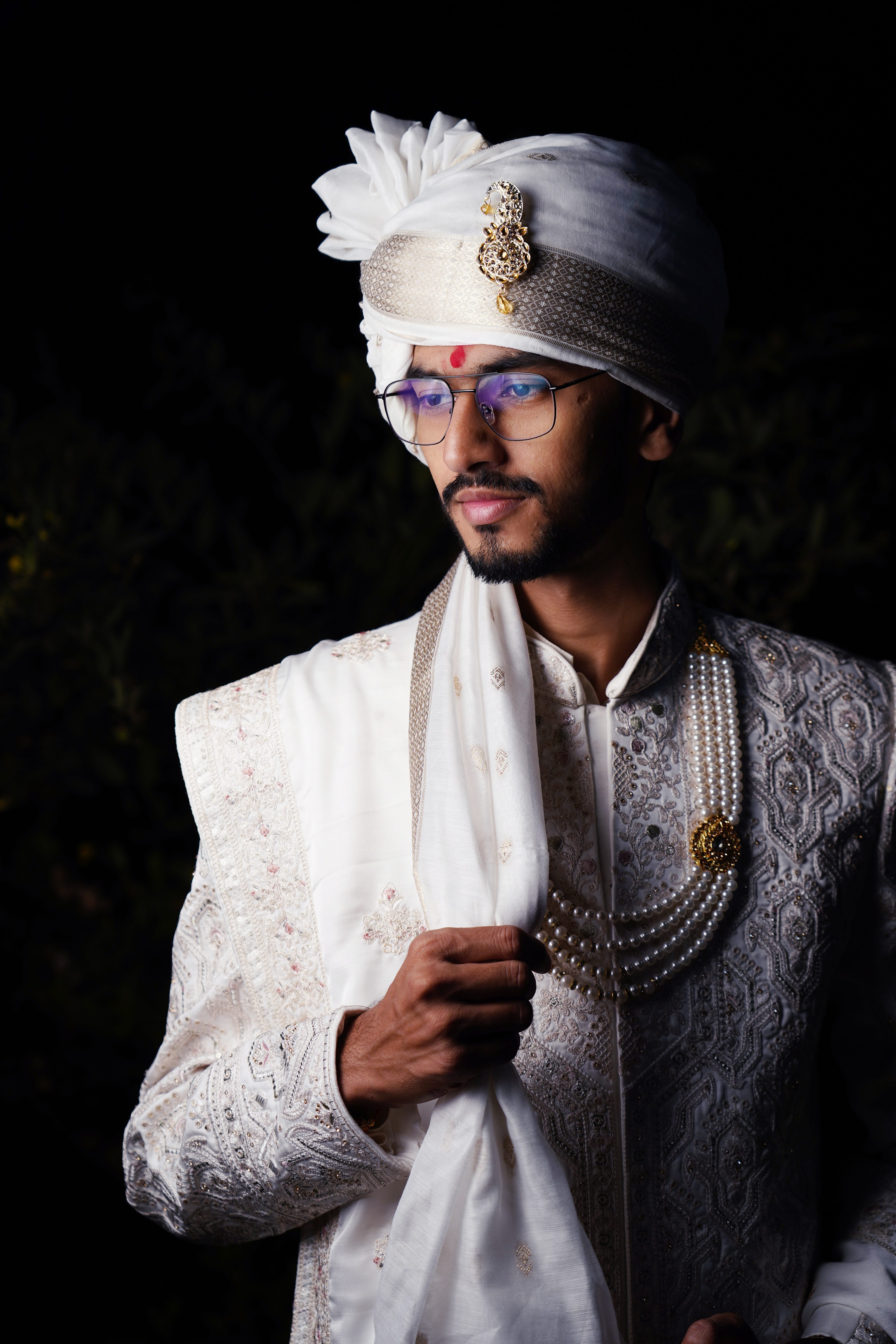 WAD01226 Groom Portraits