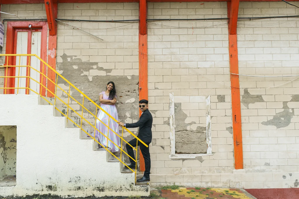Best Pre Wedding Shoot Locations in Vadodara – From Street Romance to Royal Backdrops 43 heritage pre wedding shoot Vadodara