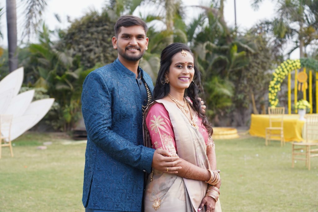 Wedding Photographer in Vadodara – Capturing Your Wedding as It Truly Feels 5 Gruh Shanti Photography | Wedding Couple Photoshoot Vadodara