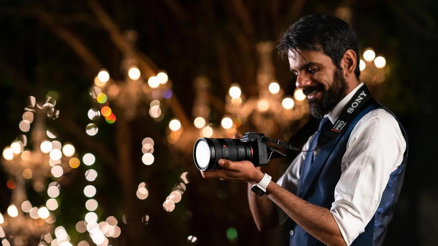 Read more about the article Mirrorless Camera Demand Rises in India: What Wedding Photographers Should Know